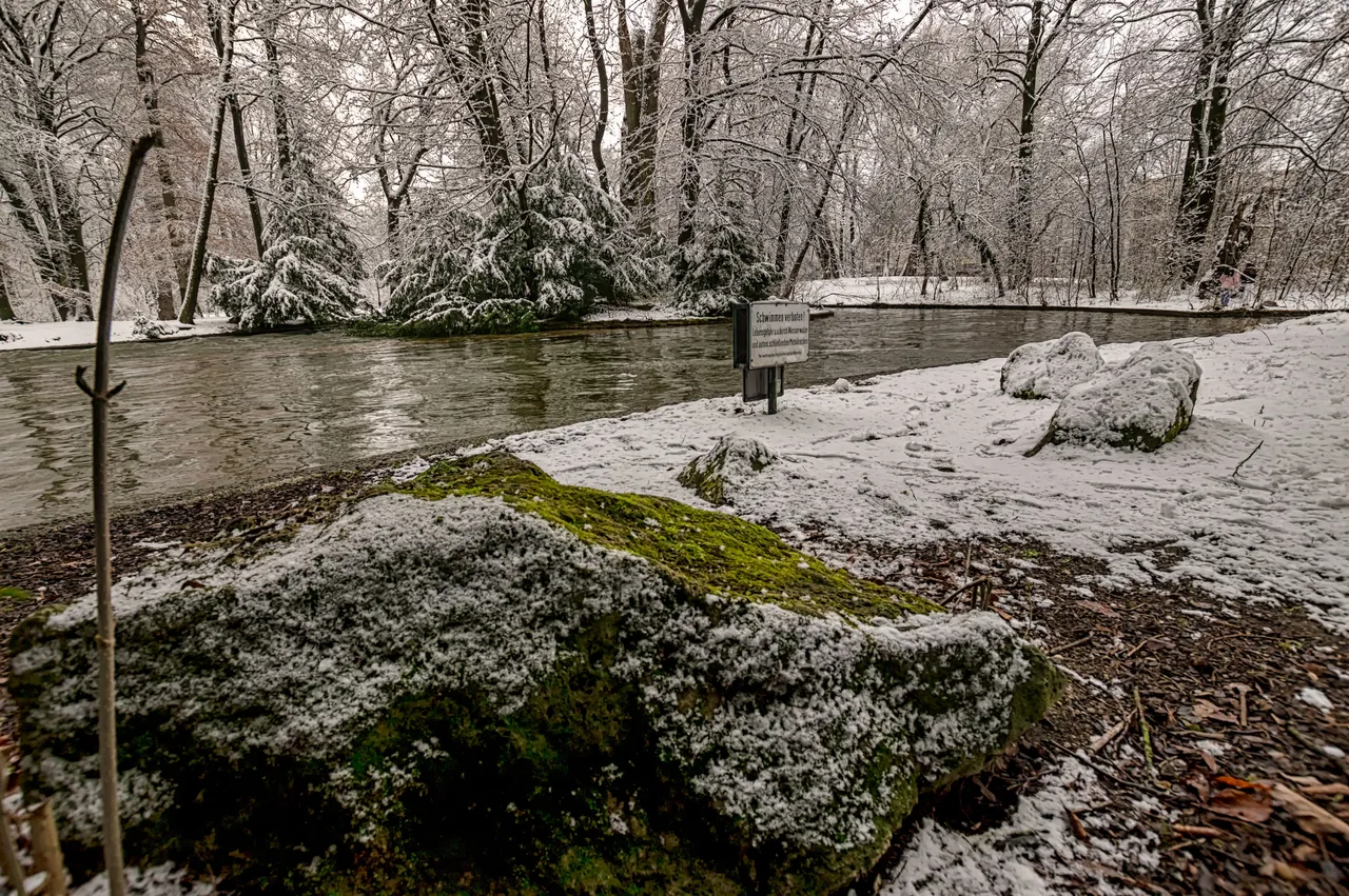 180218 Englischer Garten Bach.jpg