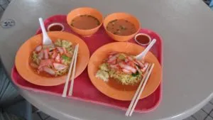 eating cheap Singapore