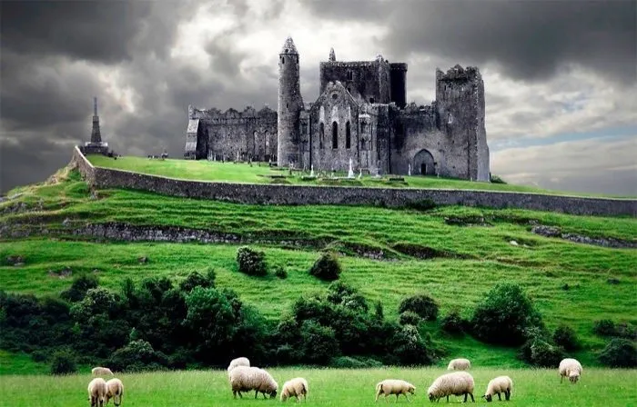 12-rock-of-cashel-irelandjpg-728x728.jpg