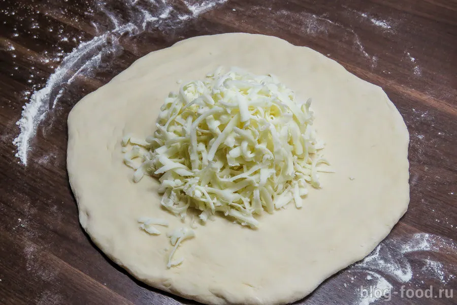 Megrelian Khachapuri
