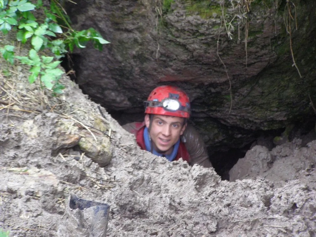 Exploration of the cave gone wrong... It ain't Sanctum movie