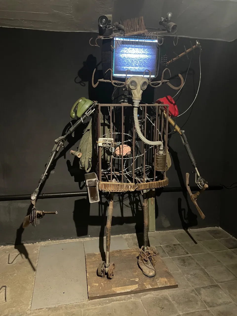 Bleak communist robot 🫣