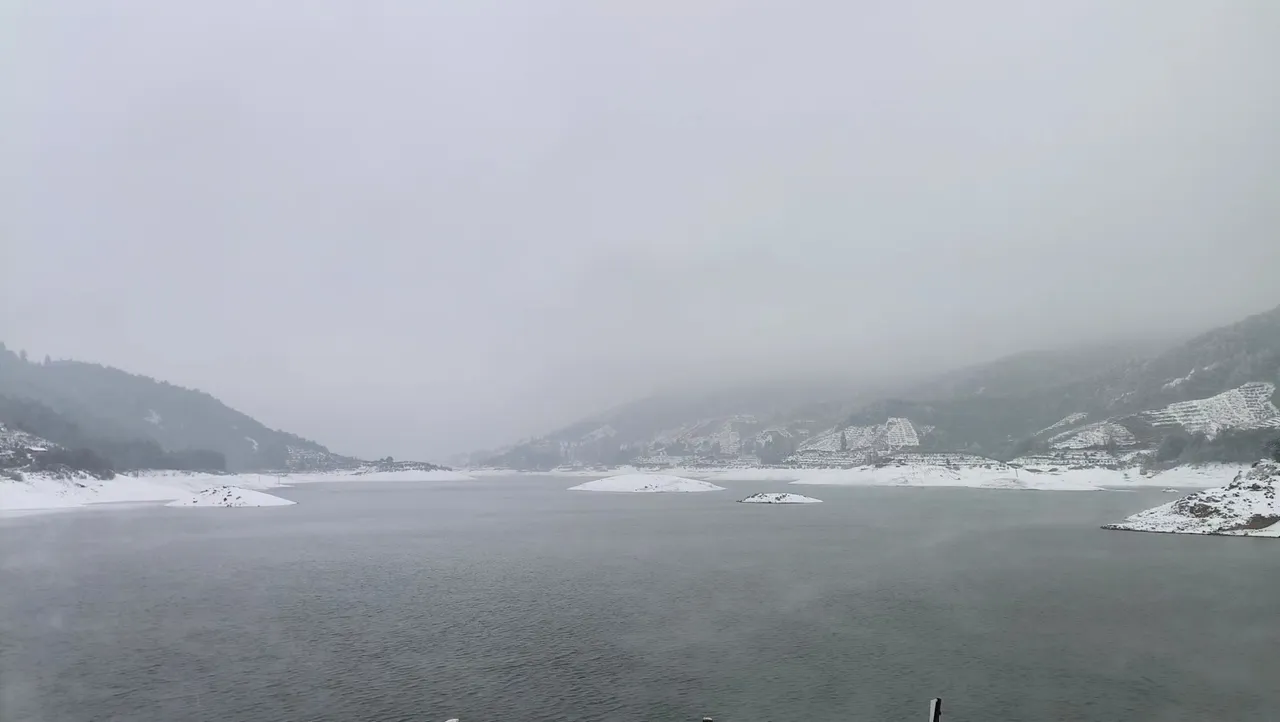 潭岭天湖-雪景