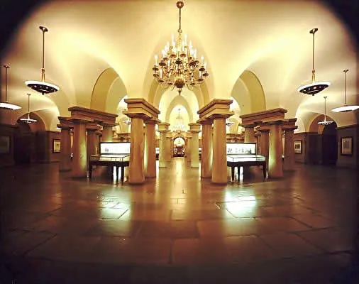 File:Us capitol crypt.jpg