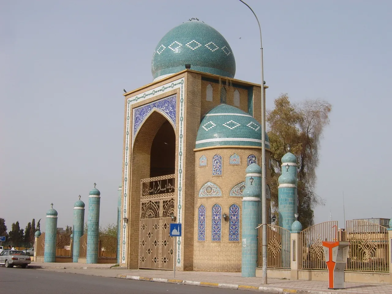 Mosque - Jalil Khayat & his Children's Mosque Erbil 0.3 201303023.JPG