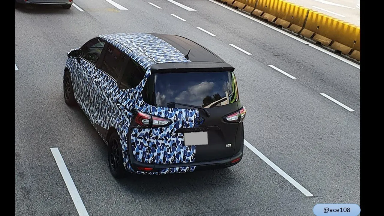 Car with special camo colour@ace108