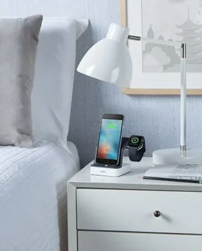 belkin-powerhouse-charge-dock-apple-watch-iphone-F8J200-photo-nightstand-v01-r01.jpg