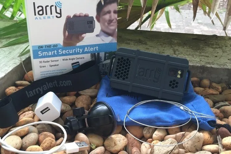 larry-alert-1.jpg