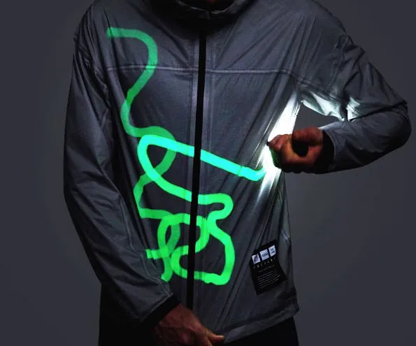 vollebak-Solar-Charged-Jacket1.jpg