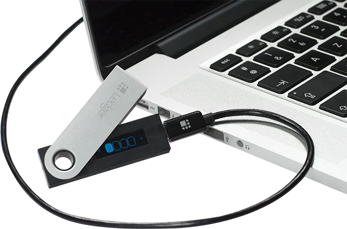 ledger-nano-s-plug-large.png