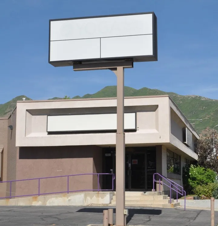 hive_sign.jpg