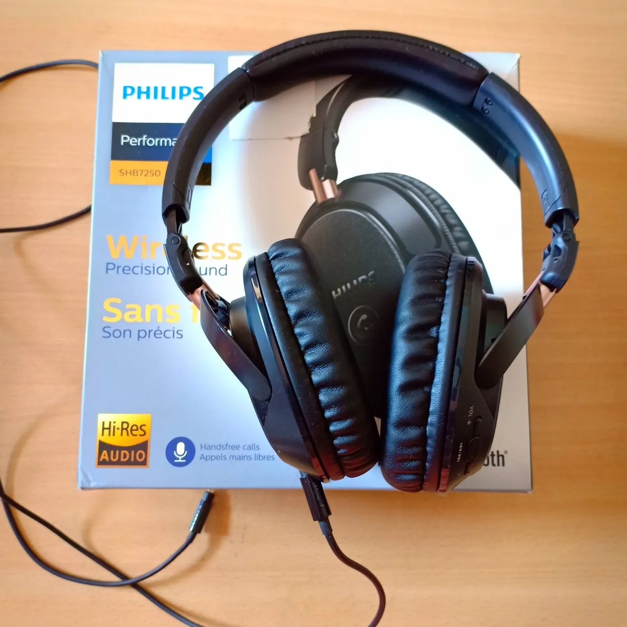 Philps SHB7250 Headphone.jpg