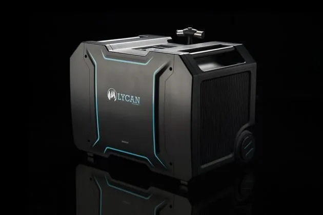 Lycan-Powerbox-Solar-Rechargeable-Generator-image-1-630x420.jpg