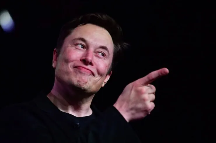 elonmuskmin740x492.jpg