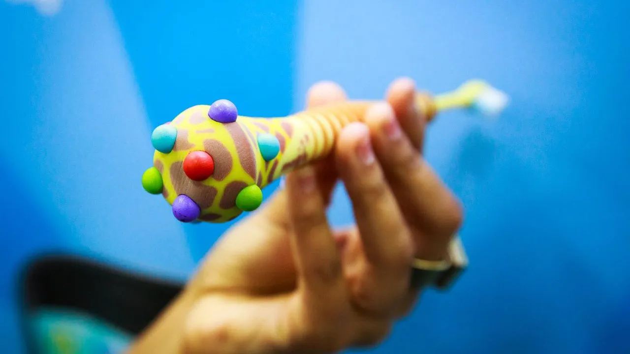 kolibree-toothbrush-4062-001.jpg