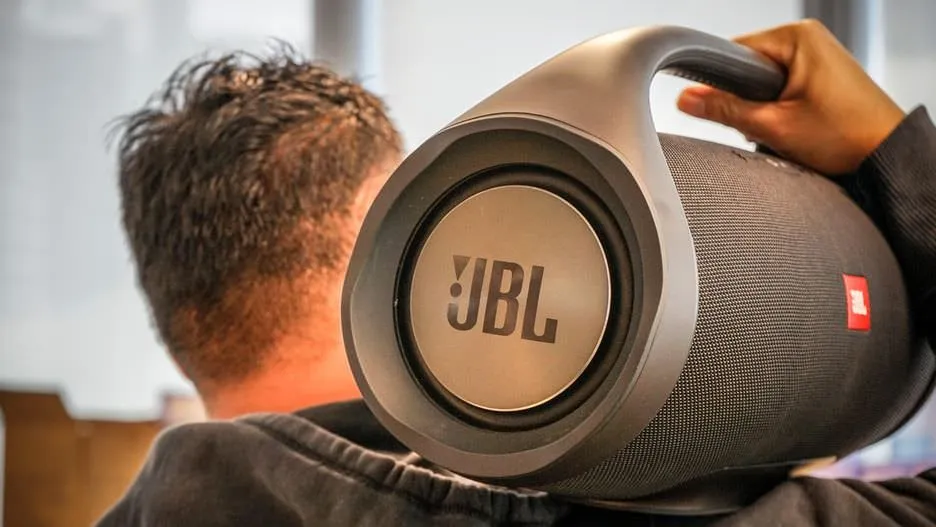 jbl-boombox-007.jpg