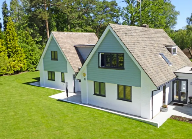 Home's Exterior