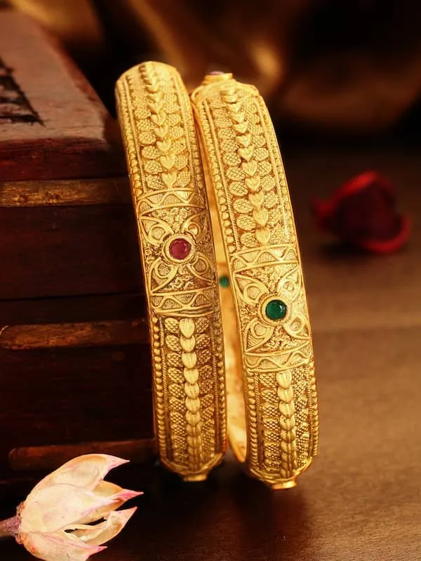 8ef7233f07d1479289b78e1290c82ef01613143774160RubansSetOf224KGoldPlatedRedStoneStuddedHandcraft5.jpg