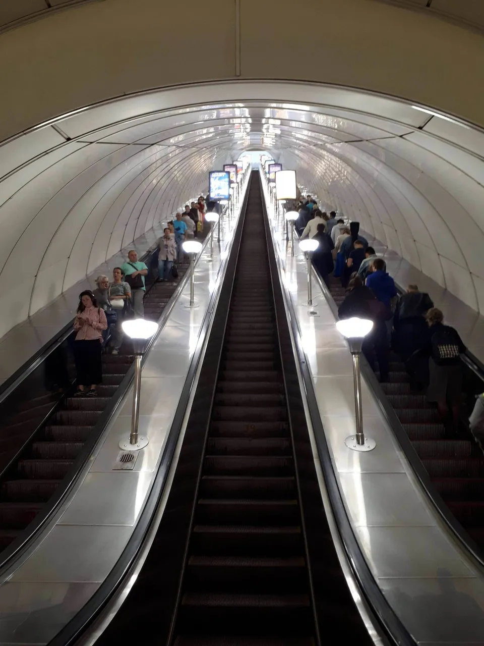 Rolltreppe