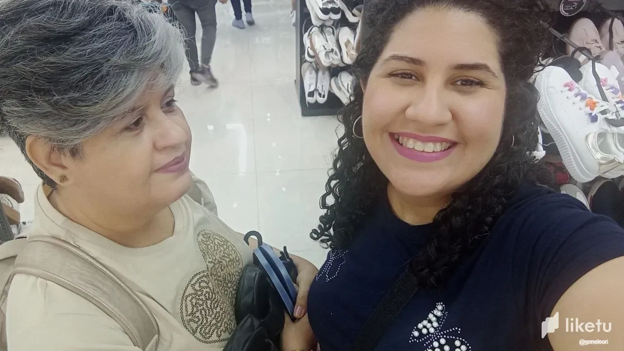 xYnXCHh2b09KKgV7_4927413376959753913.webp