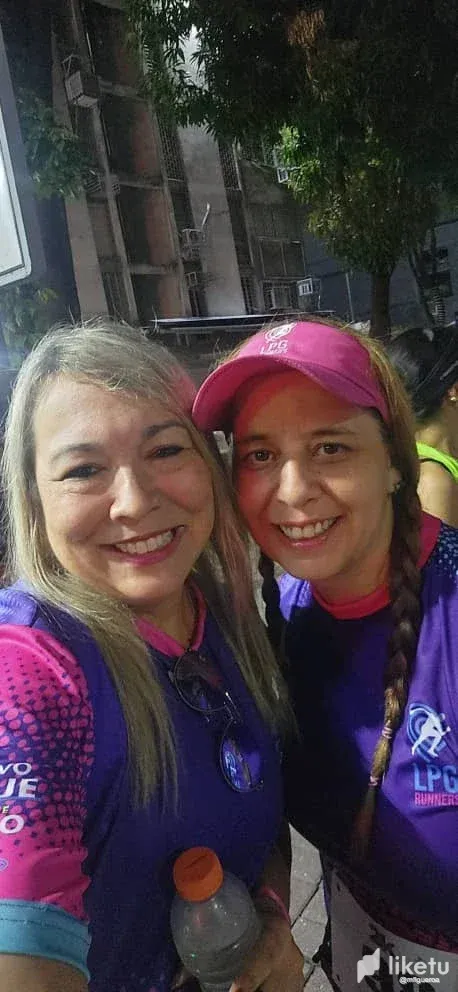 clvabjjj50015gqsz6d61dfbs_Amistad_02.webp