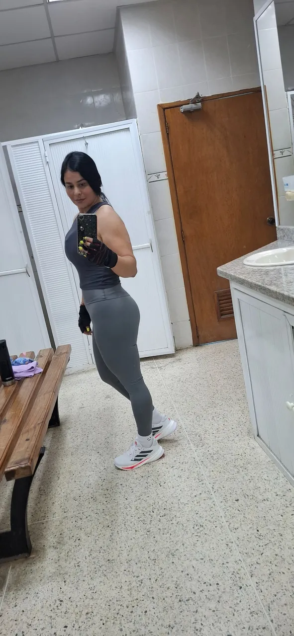 1000220428.jpg