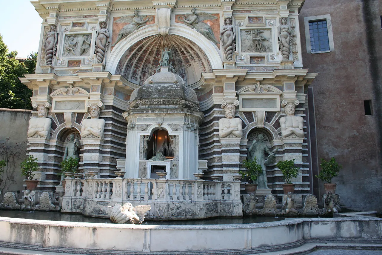 04 Fontana dell'Organo.JPG