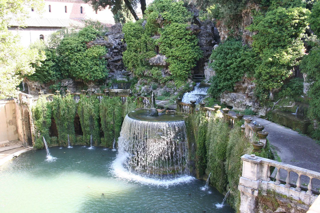 01 Fontana dell'Ovato02.JPG