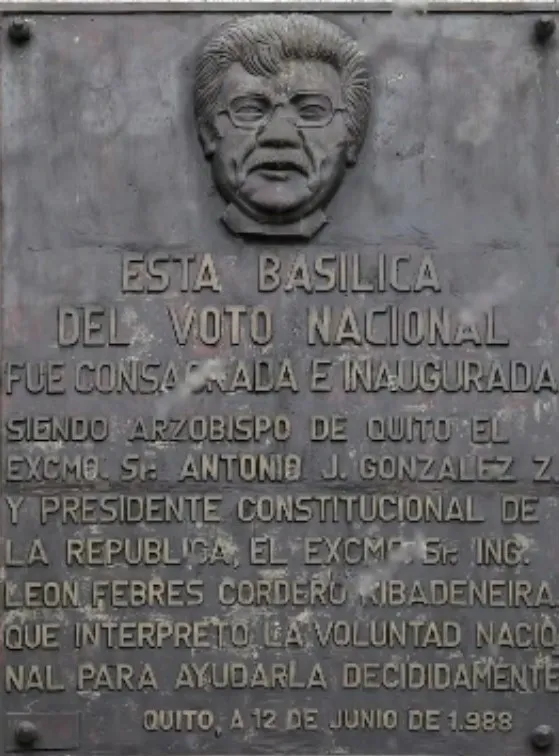 Basílica placa.jpg