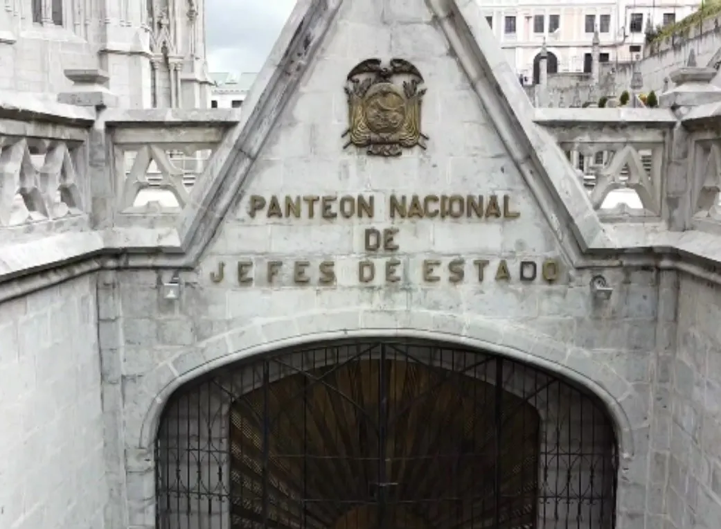 Pateón para jefes de estado.jpg