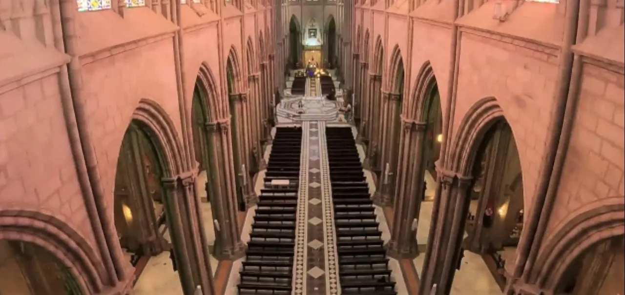 Basílica Interior.jpg