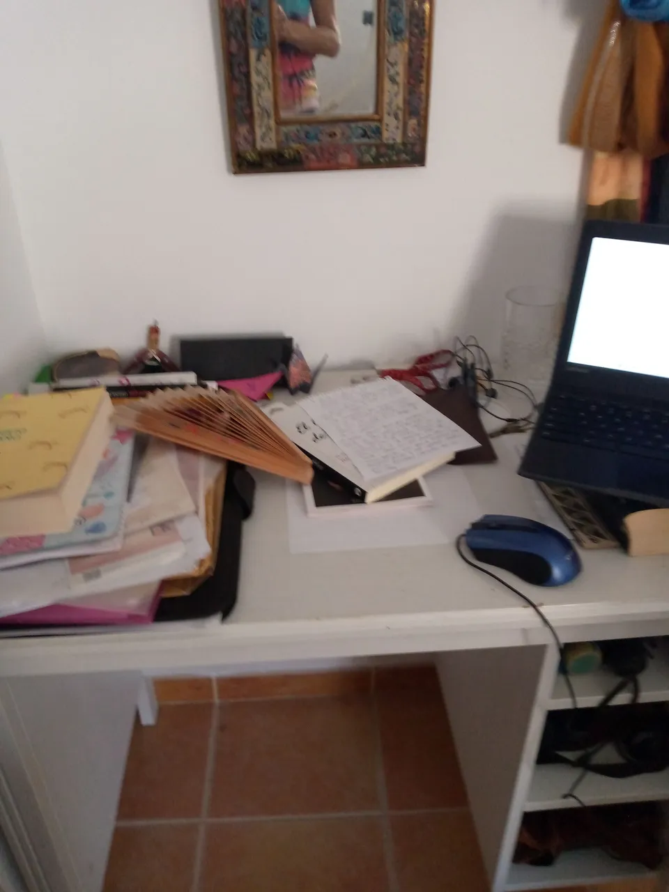 mesa desordenada.jpg
