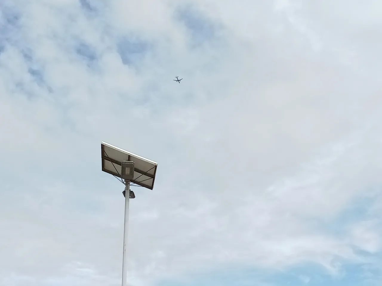1745372816598.jpg
