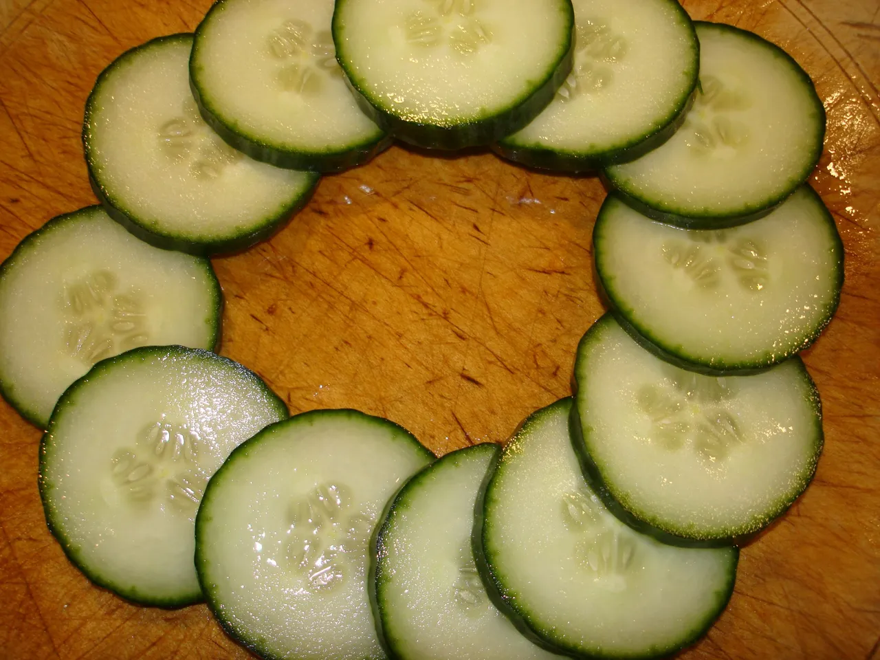 cucumber_sliced.JPG