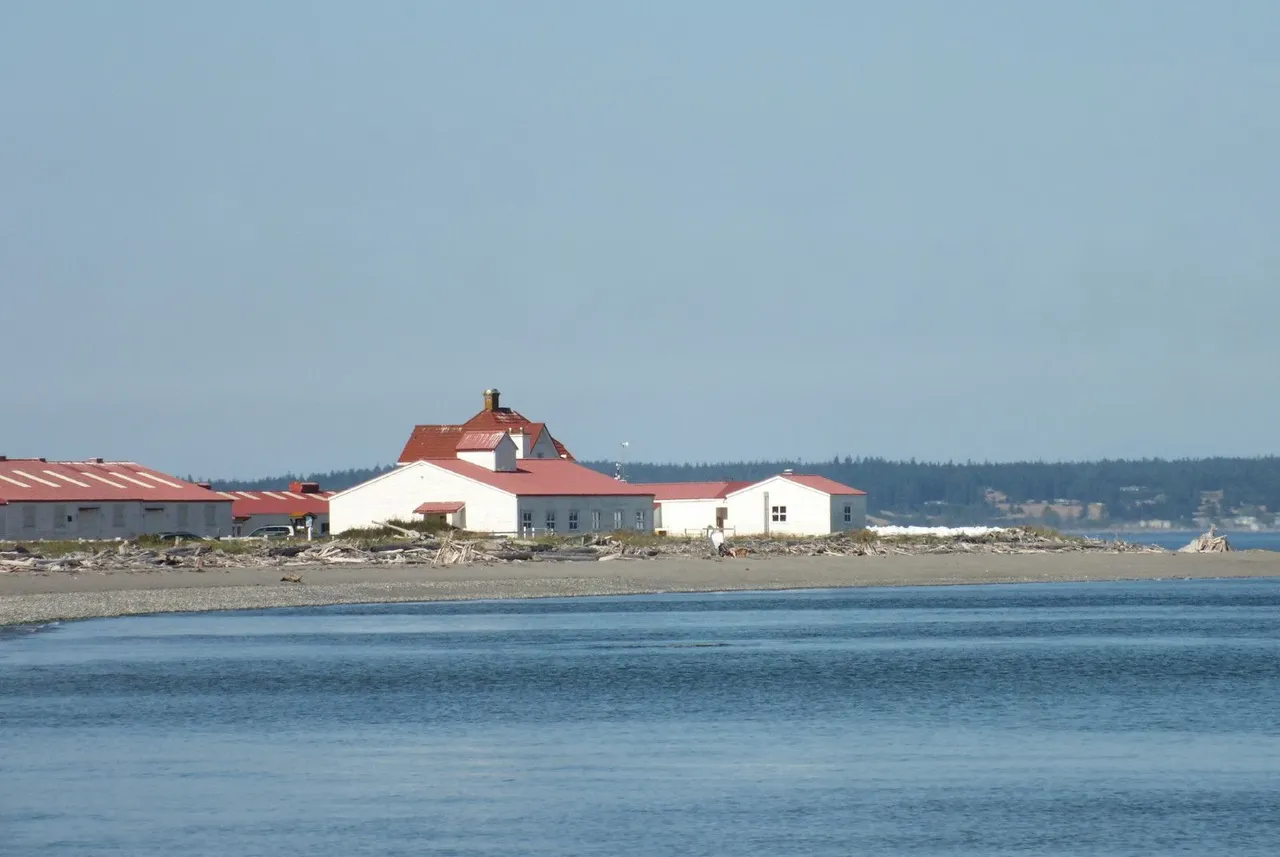 0646-MarineStation.JPG