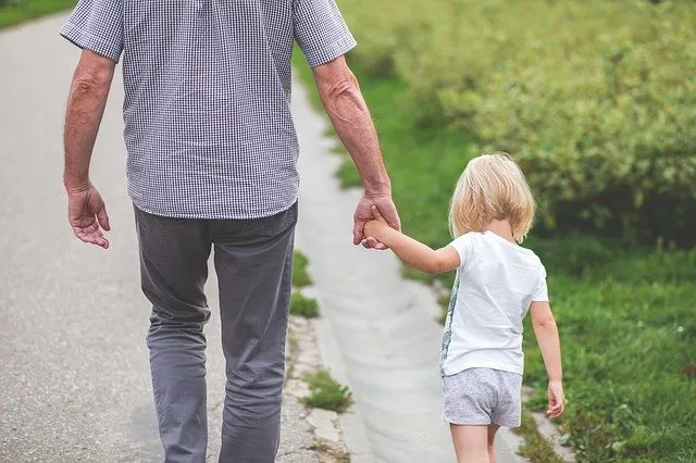 dad-1853657_640.jpg