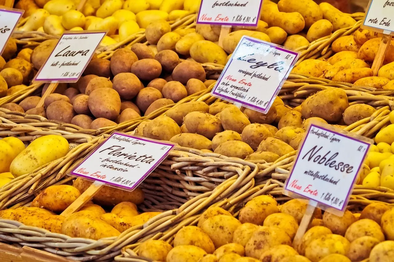 potatoes-3592527_1280.jpg