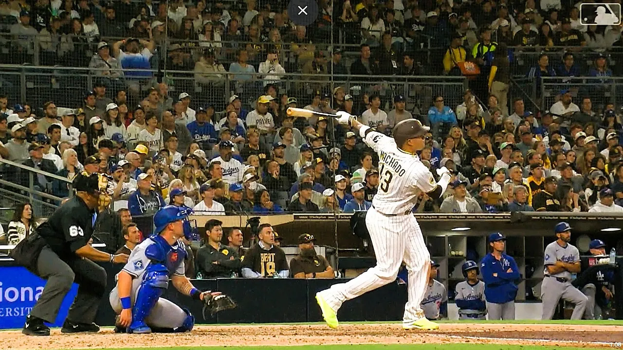 Machado.jpg