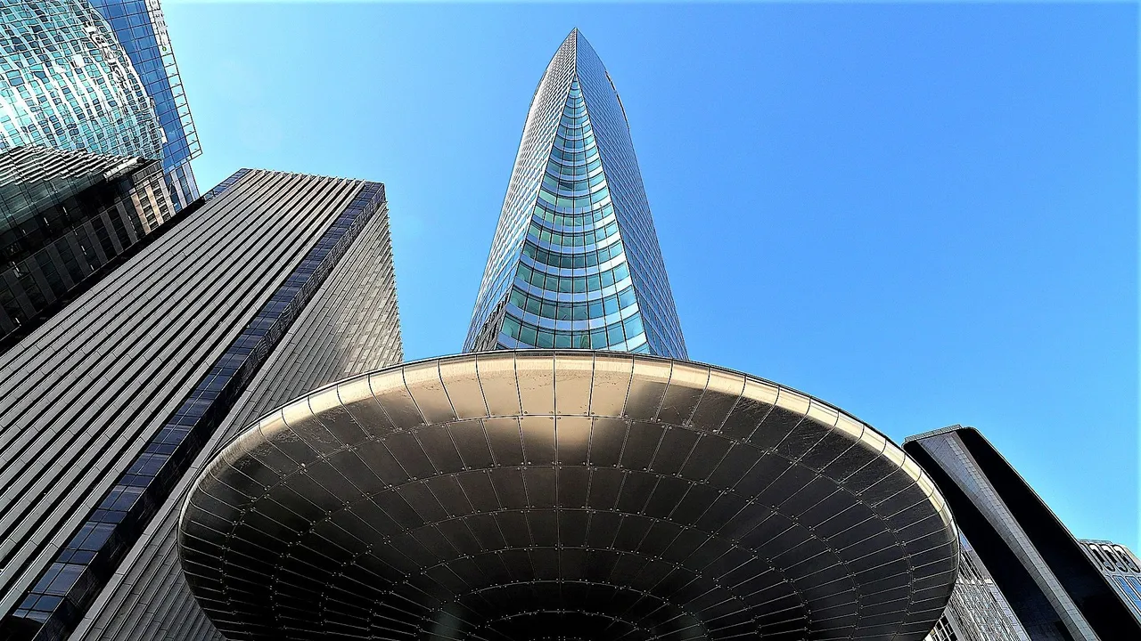 buildings-7380743_1920.jpg