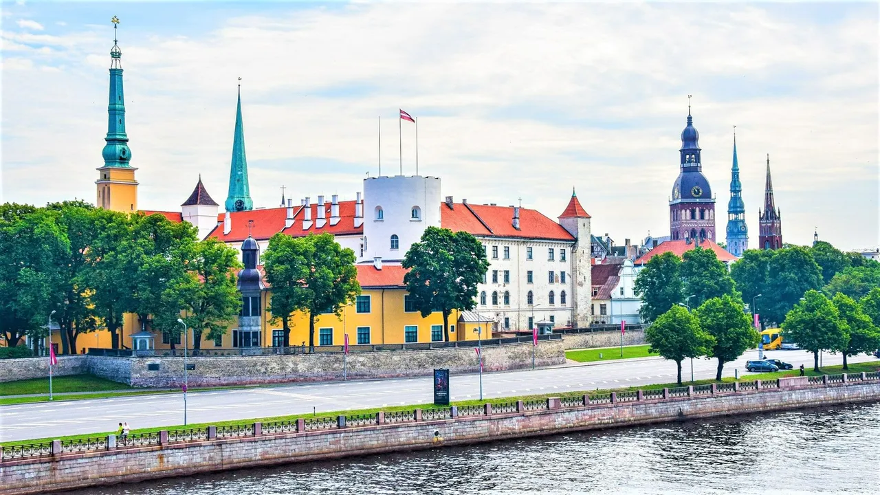riga-5024472_1920.jpg