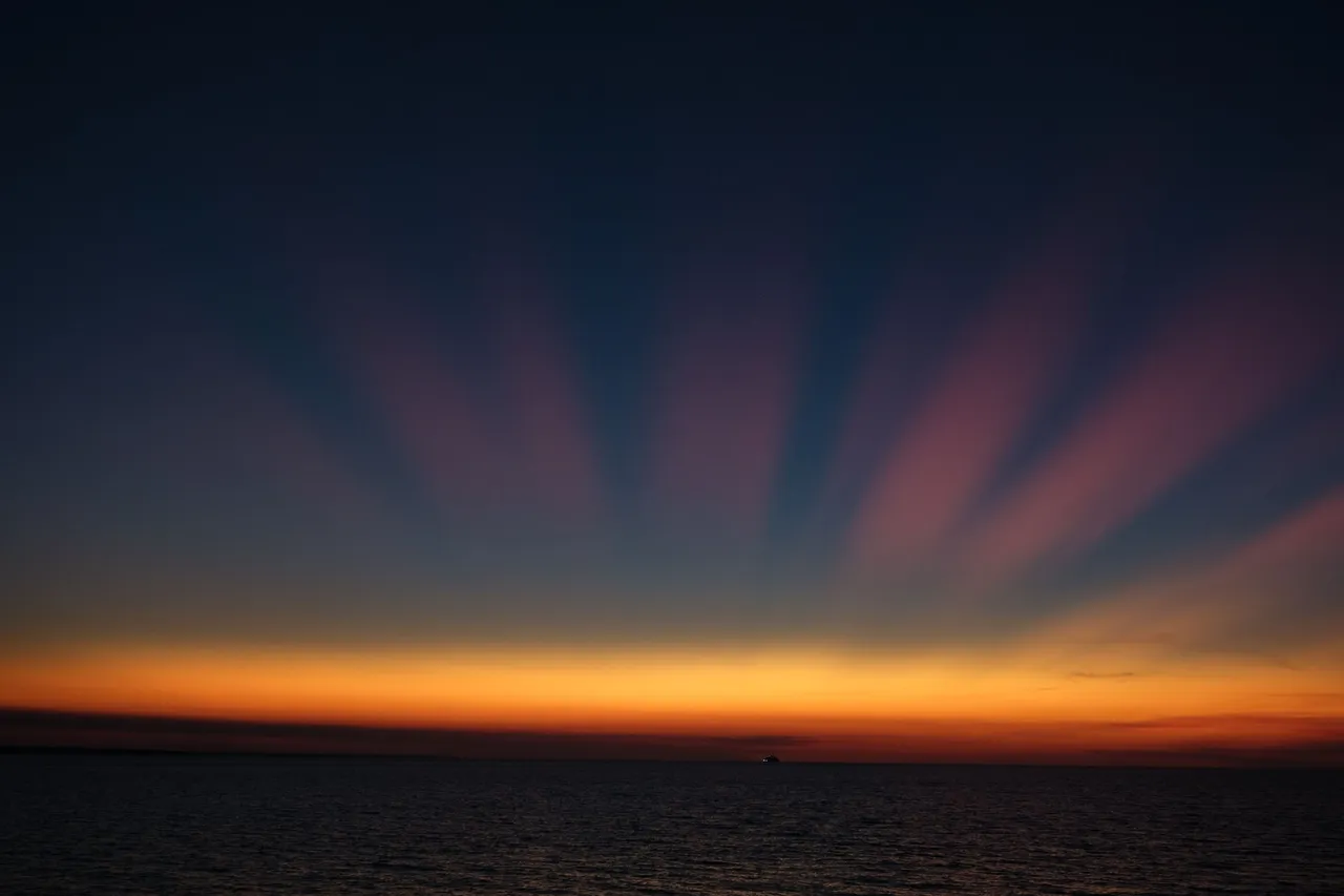 Cruise Sunset 4 (1 of 1).jpg