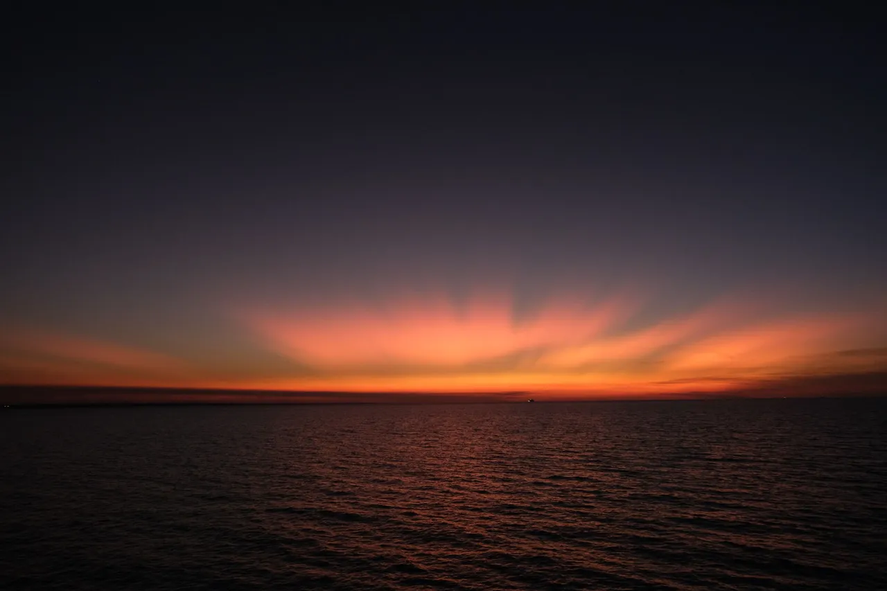 Cruise Sunset 3 (1 of 1).jpg