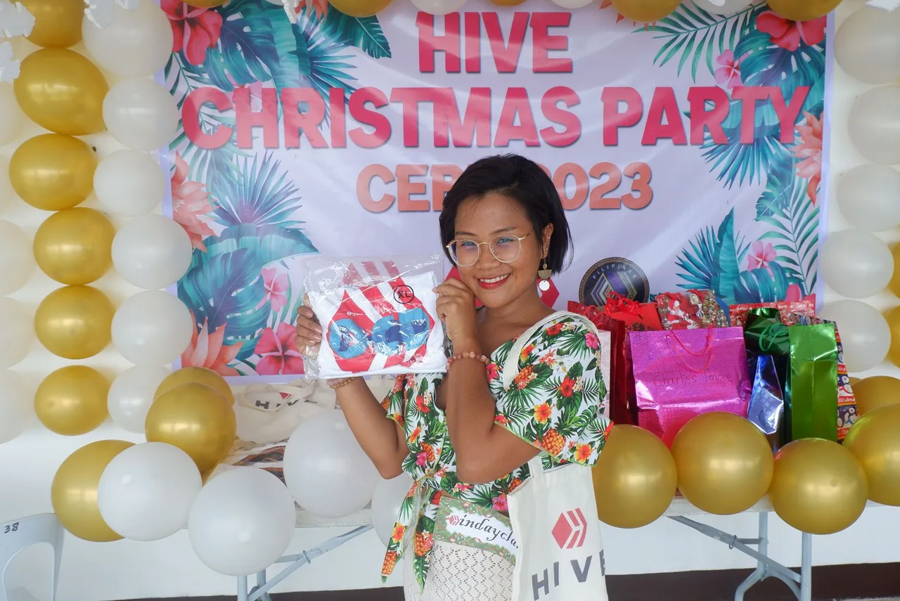 hivecebuxmas38.JPG