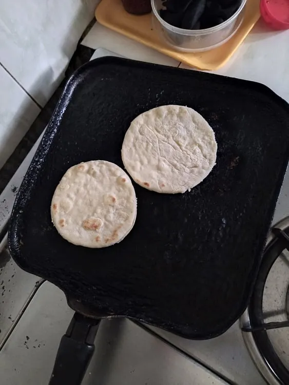 arepas en la plancha.jpg