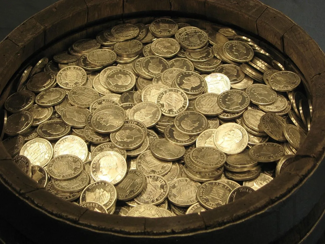 coins gold pix.jpg