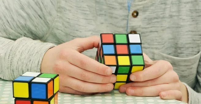 magic-cube-1976725__340.jpg