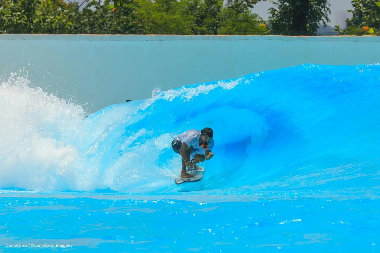 wavepool-barrel.jpeg