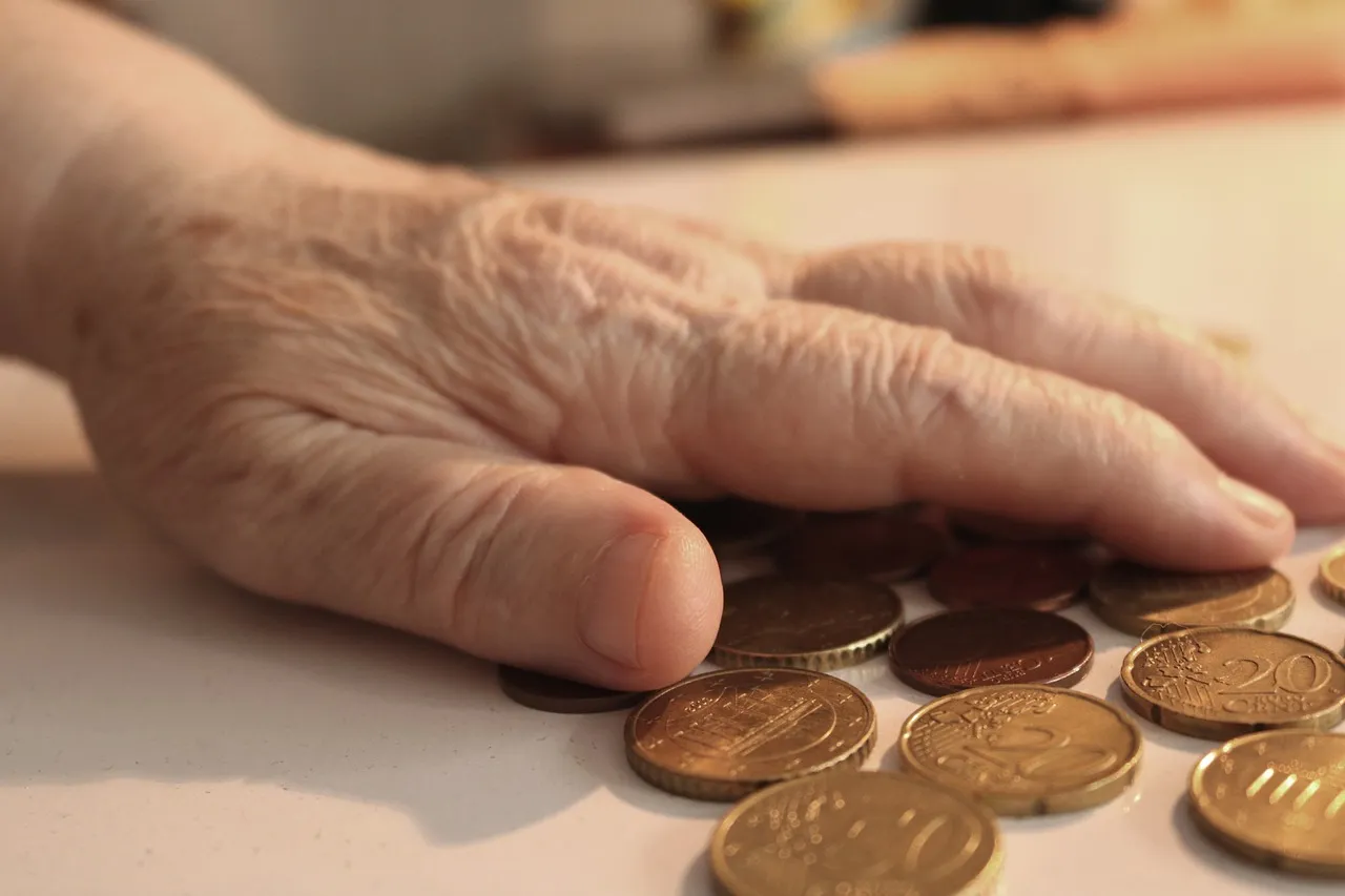 pension-2491820_1280.jpg