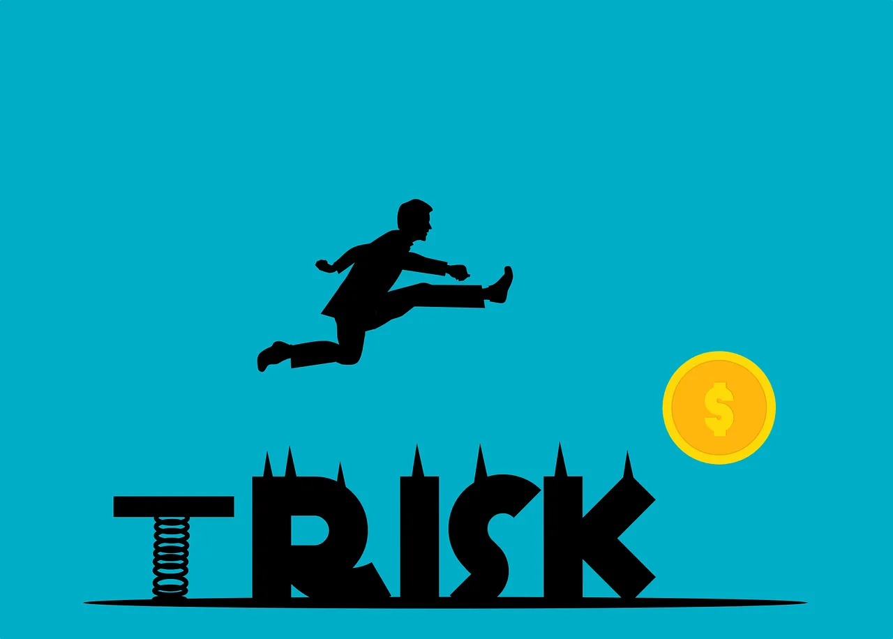 risk-6771847_1280 (1).png