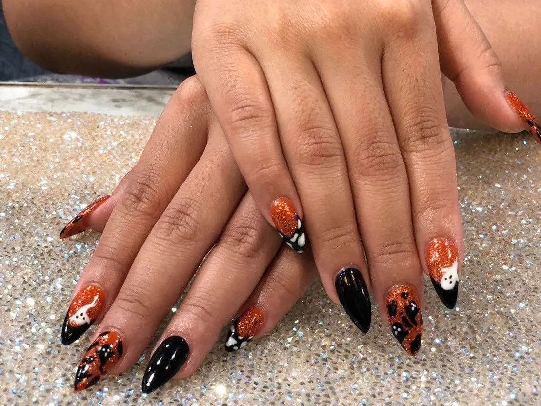 LINE_ALBUM_nails halloween_231028_106.jpg